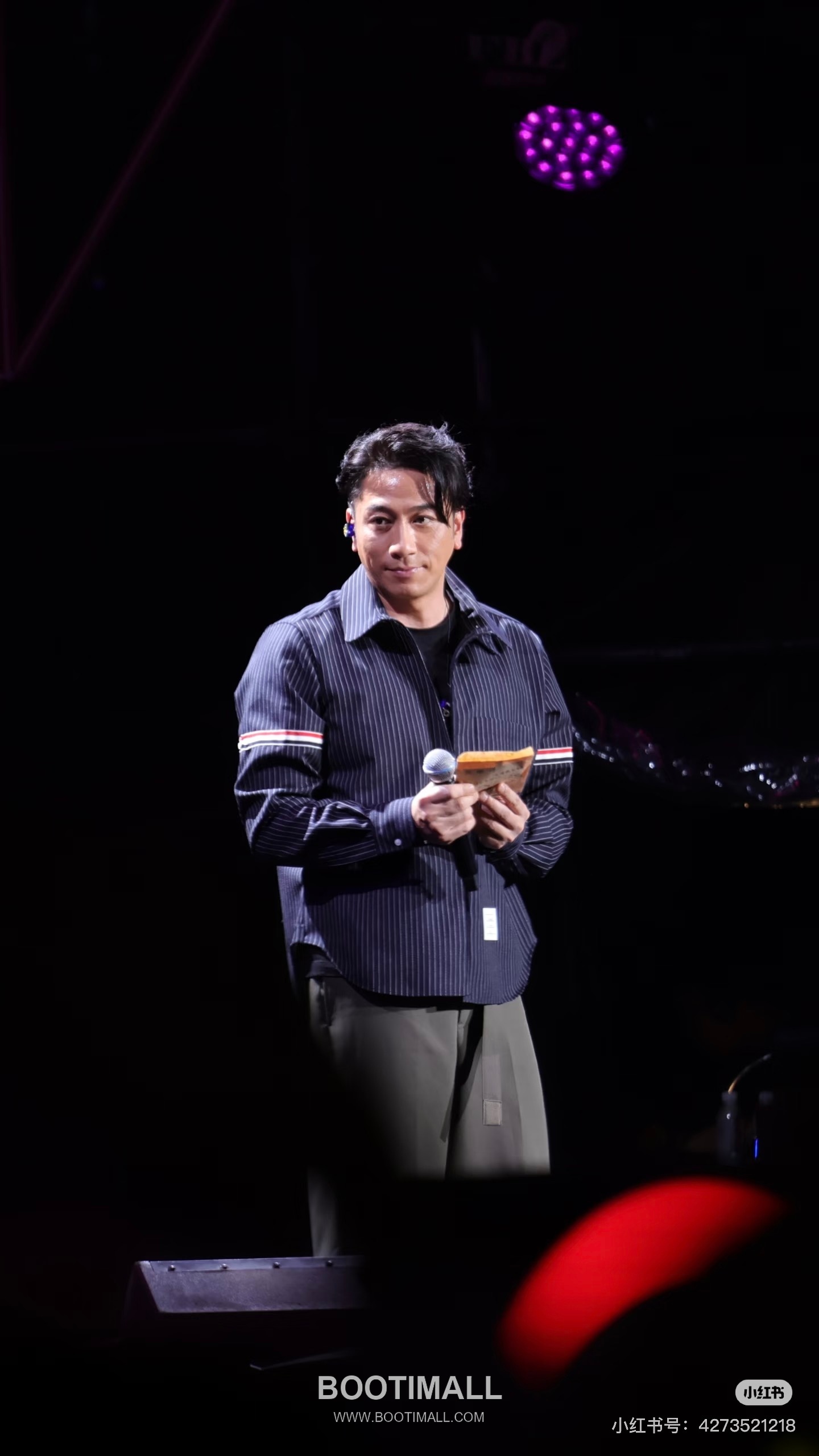 Thom Browne Stripe Detail Collar Pinstripe Black Shirt 톰브라운 스트라이프 디테일 카라 핀스트라이프 블랙 셔츠 2