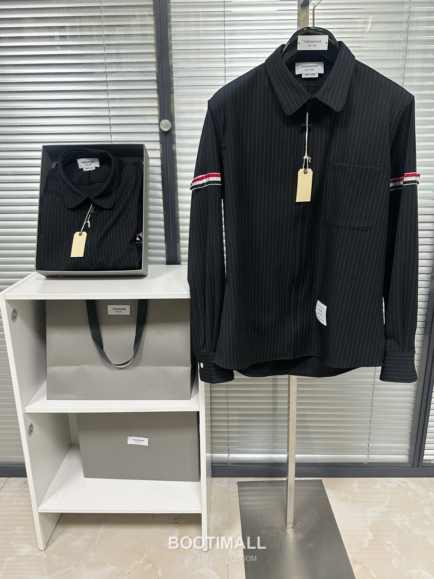 Thom Browne Stripe Detail Collar Pinstripe Black Shirt 톰브라운 스트라이프 디테일 카라 핀스트라이프 블랙 셔츠 13