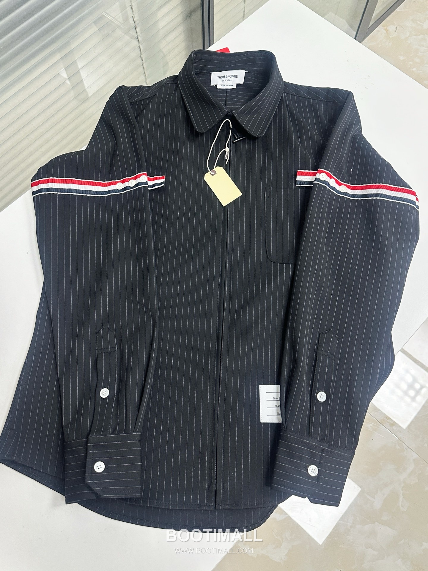 Thom Browne Stripe Detail Collar Pinstripe Black Shirt 톰브라운 스트라이프 디테일 카라 핀스트라이프 블랙 셔츠 16