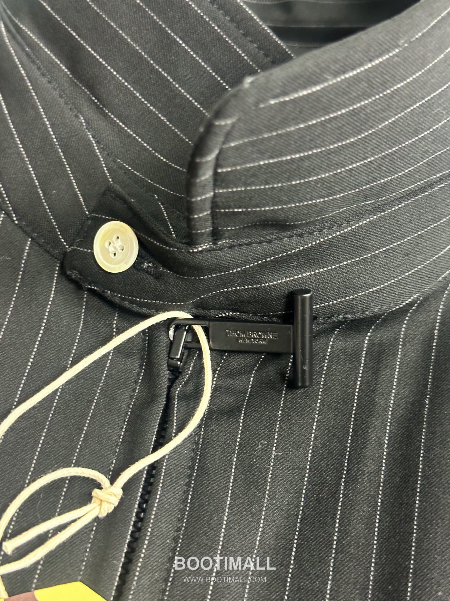 Thom Browne Stripe Detail Collar Pinstripe Black Shirt 톰브라운 스트라이프 디테일 카라 핀스트라이프 블랙 셔츠 18