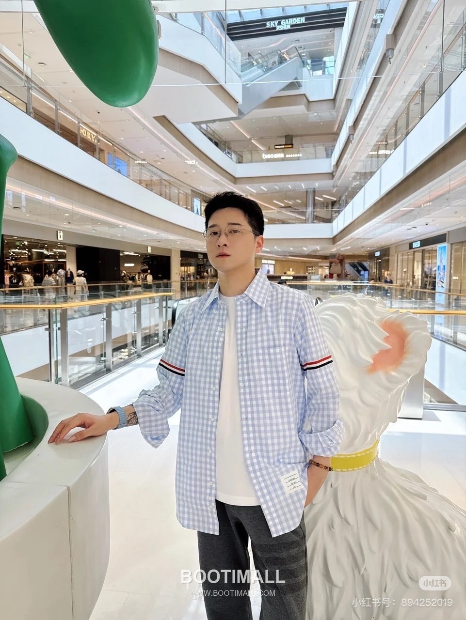 Thom Browne Gingham Check Tricolor Armband Oxford Shirt Blue 톰브라운 깅엄 체크 트리컬러 완장 옥스포드 셔츠 블루 1