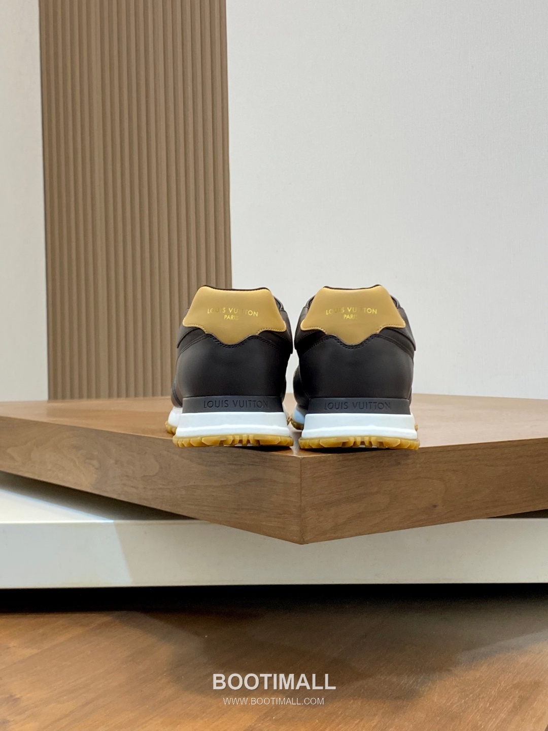 Louis Vuitton Run Away Smooth Leather White Sneakers 루이비통 런 어웨이 스무스 레더 화이트 스니커즈 8