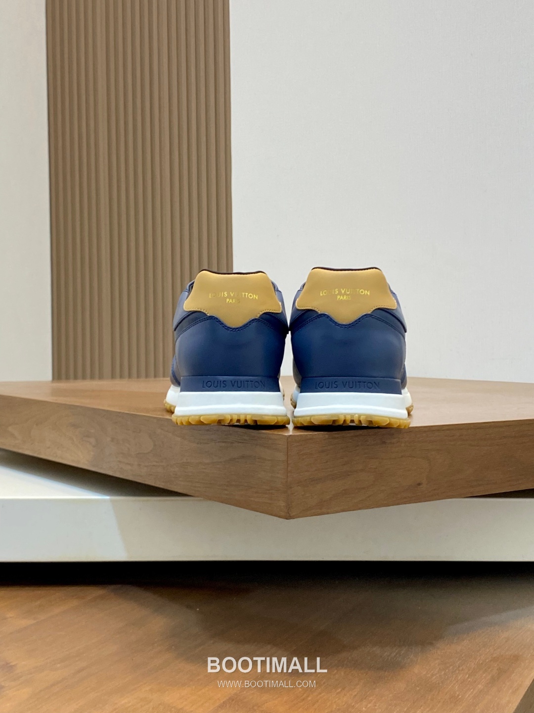 Louis Vuitton Run Away Smooth Leather White Sneakers 루이비통 런 어웨이 스무스 레더 화이트 스니커즈 8