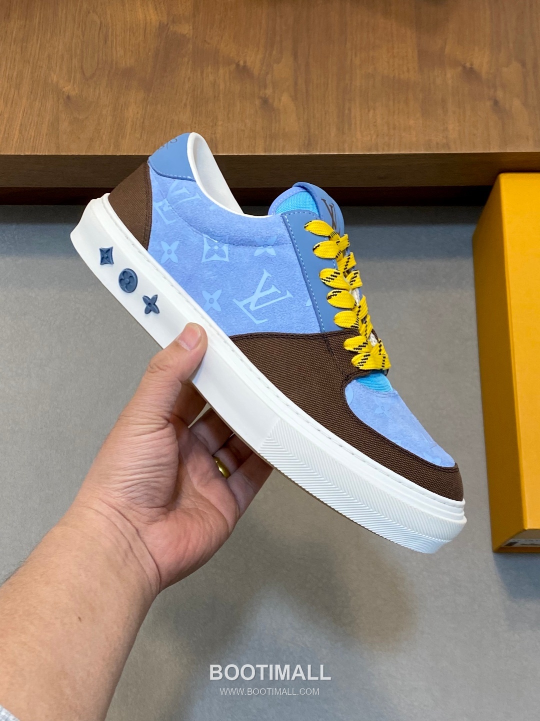 Louis Vuitton Litchi Grain Nappa Leather Logo Casual Sneakers 루이비통 리치 그레인 나파 레더 로고 캐주얼 스니커즈 4