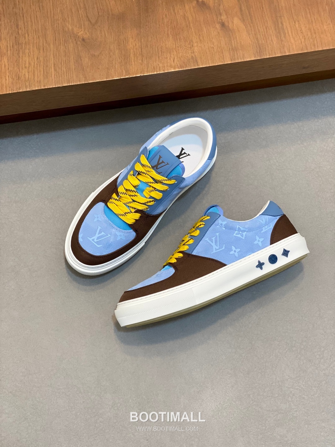 Louis Vuitton Litchi Grain Nappa Leather Logo Casual Sneakers 루이비통 리치 그레인 나파 레더 로고 캐주얼 스니커즈 5