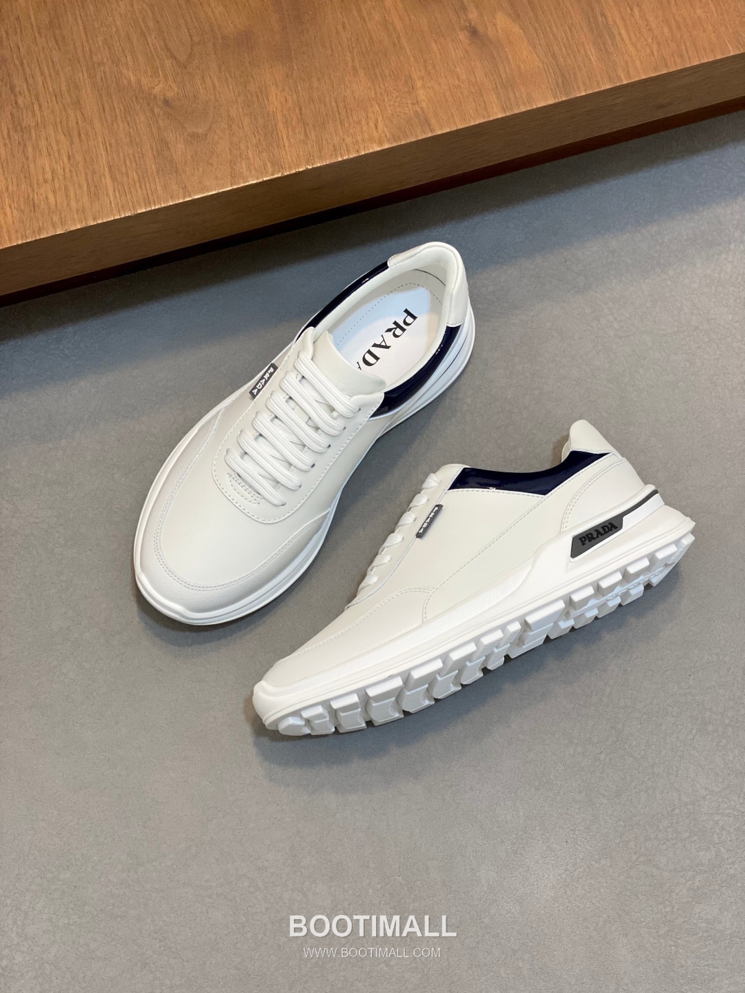 Prada Downtown Leather Sneakers Perforated Logo Rubber Sole 프라다 다운타운 레더 스니커즈 펀칭 로고 러버 솔 5