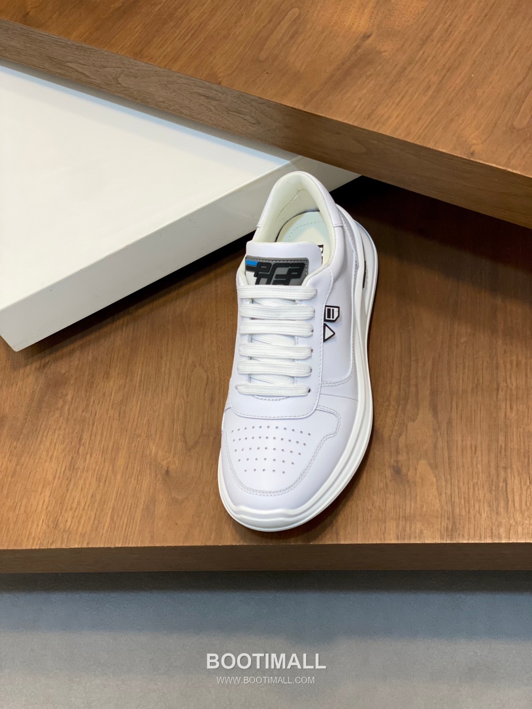 Prada Downtown Leather Sneakers Perforated Logo Rubber Sole 프라다 다운타운 레더 스니커즈 펀칭 로고 러버 솔 6