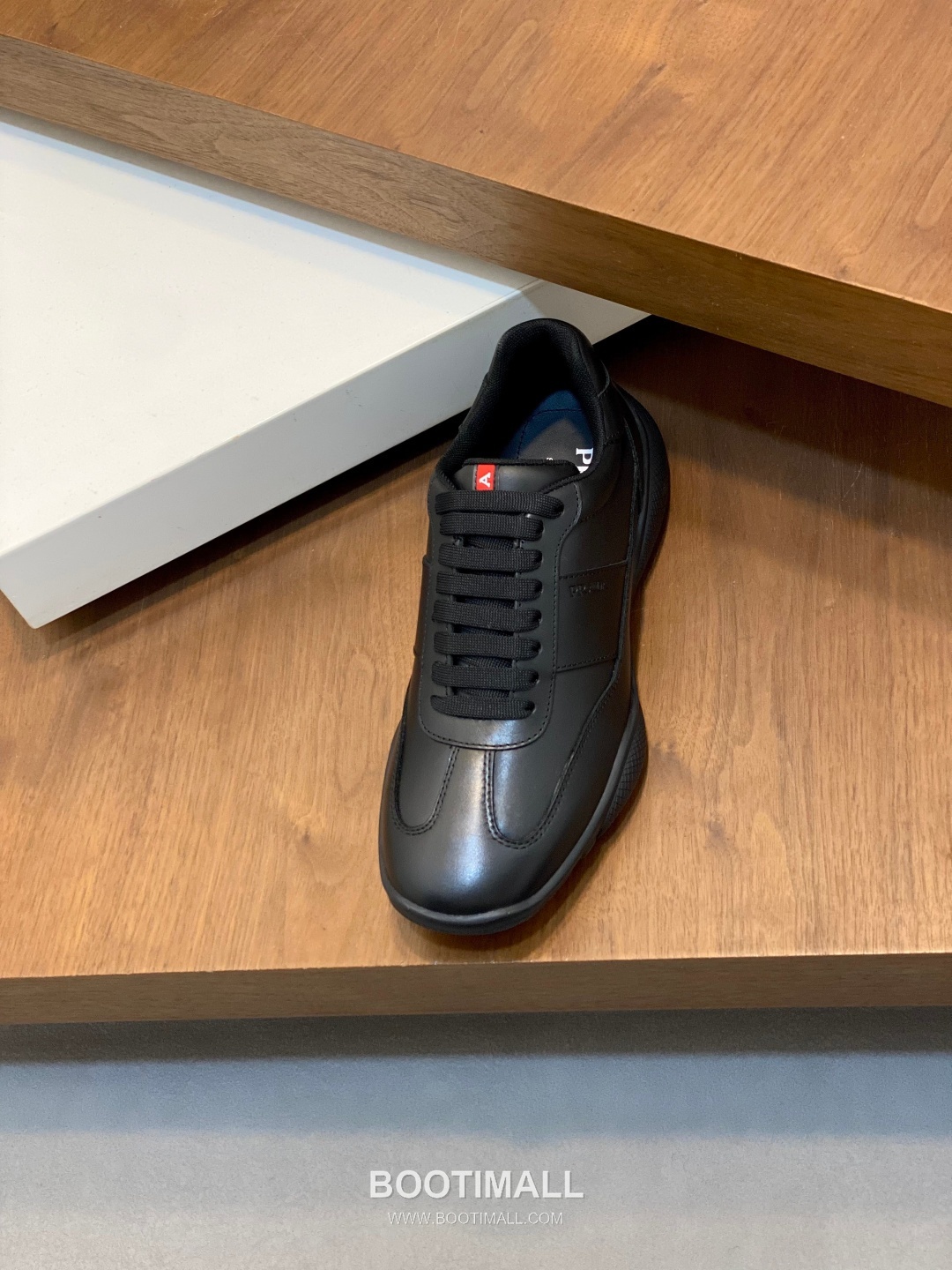 Prada Milano Geometric Stitching Lambskin White Sneakers 프라다 밀라노 지오메트릭 스티칭 램스킨 화이트 스니커즈 6