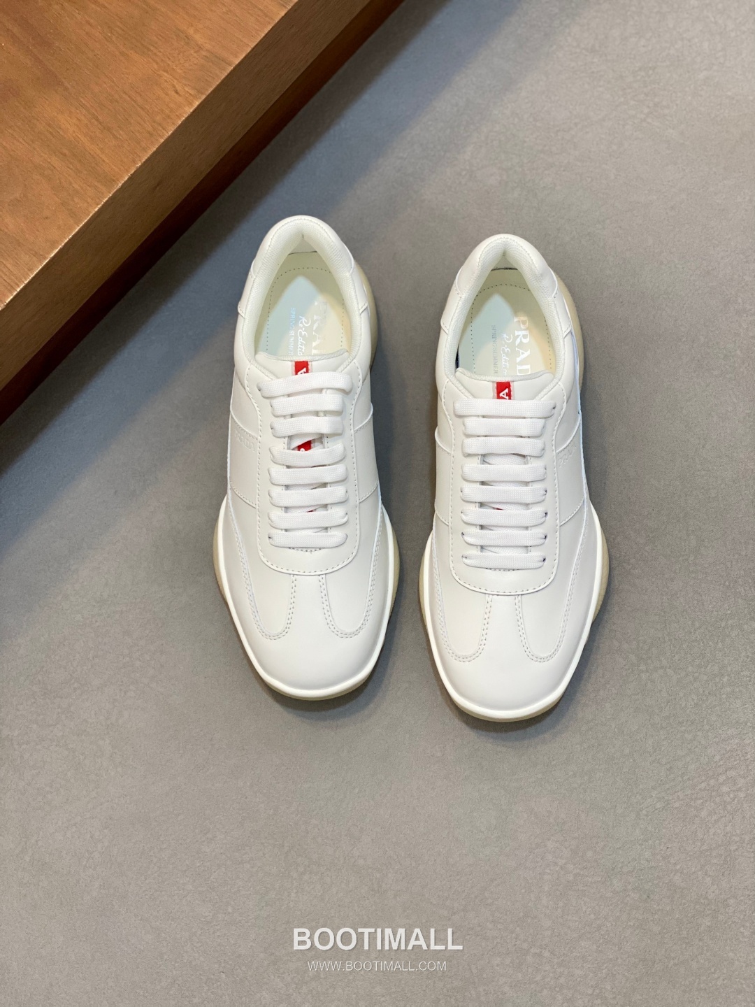 Prada Milano Geometric Stitching Lambskin White Sneakers 프라다 밀라노 지오메트릭 스티칭 램스킨 화이트 스니커즈 1