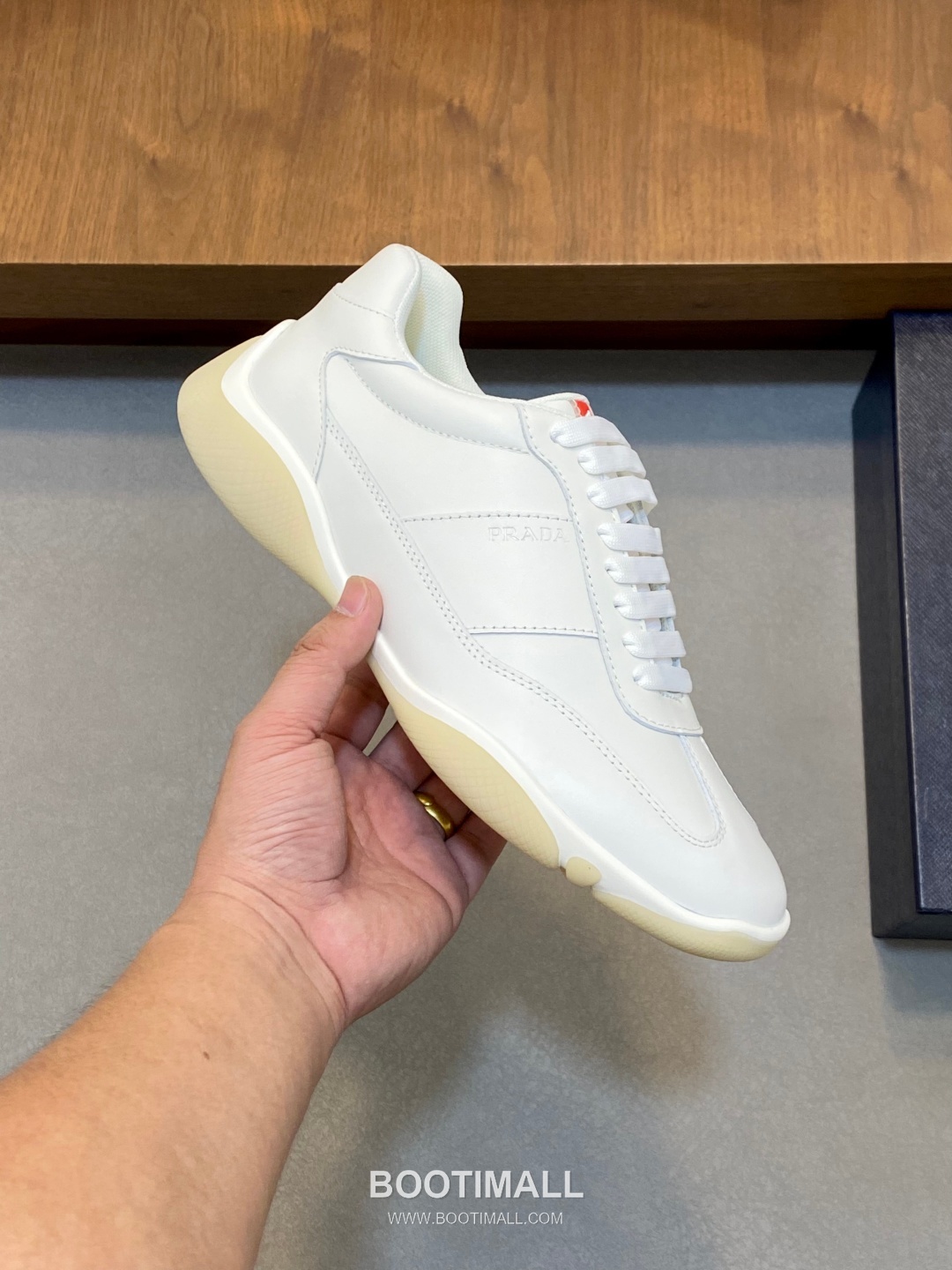 Prada Milano Geometric Stitching Lambskin White Sneakers 프라다 밀라노 지오메트릭 스티칭 램스킨 화이트 스니커즈 4