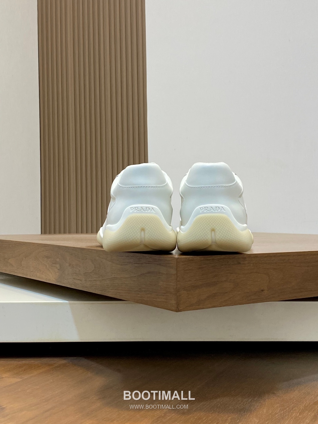 Prada Milano Geometric Stitching Lambskin White Sneakers 프라다 밀라노 지오메트릭 스티칭 램스킨 화이트 스니커즈 8