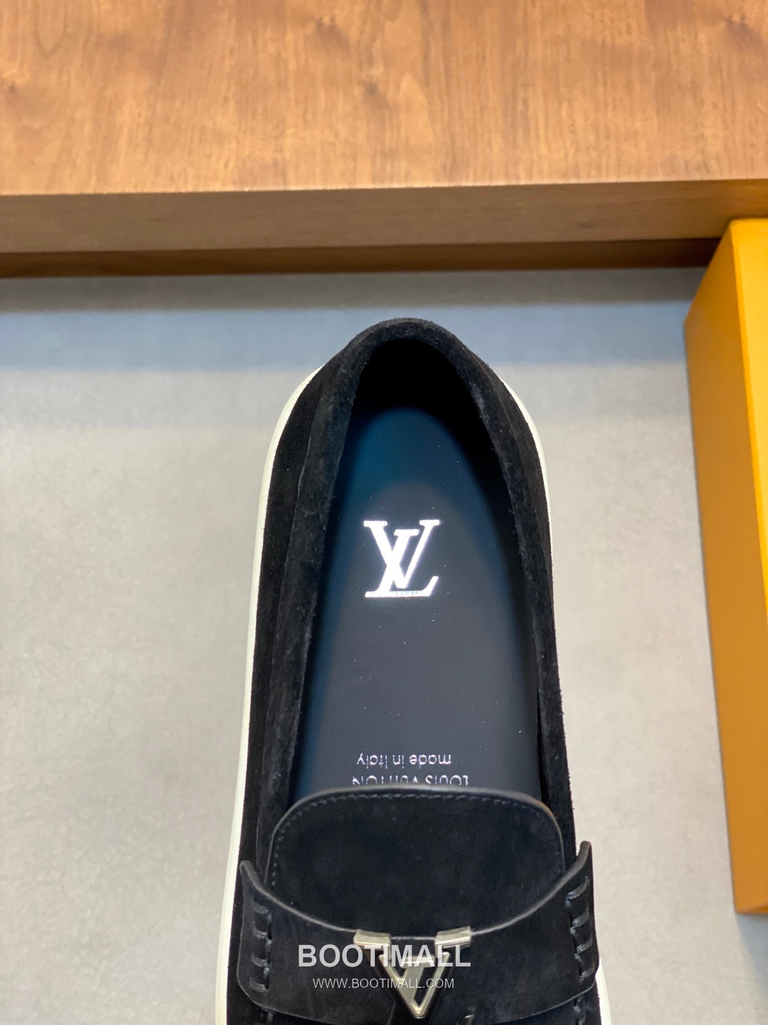 Louis Vuitton Monogram Logo Leather Mesh White Sneakers 루이비통 모노그램 로고 레더 메쉬 화이트 스니커즈 7