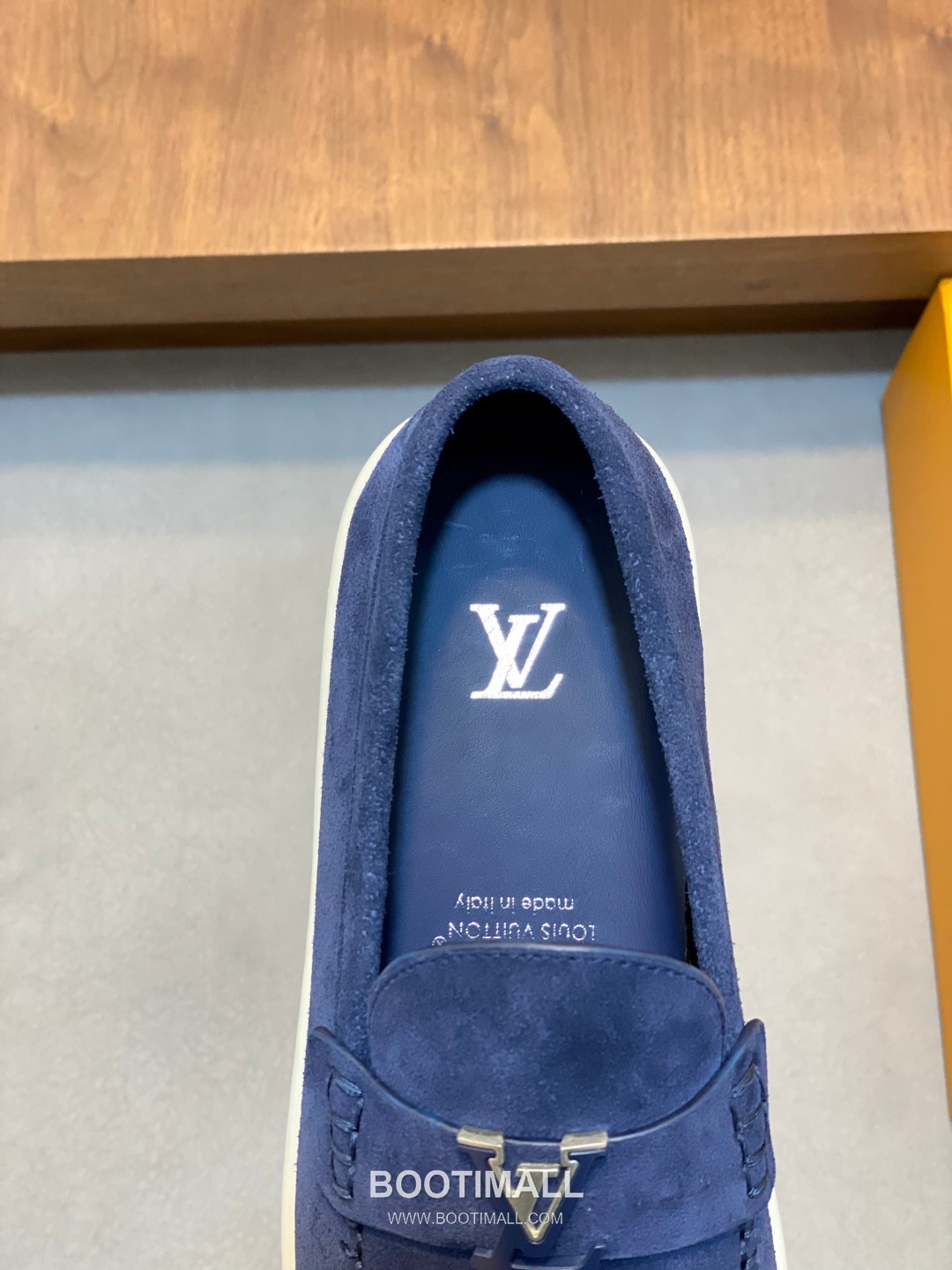 Louis Vuitton Monogram Logo Leather Mesh White Sneakers 루이비통 모노그램 로고 레더 메쉬 화이트 스니커즈 7