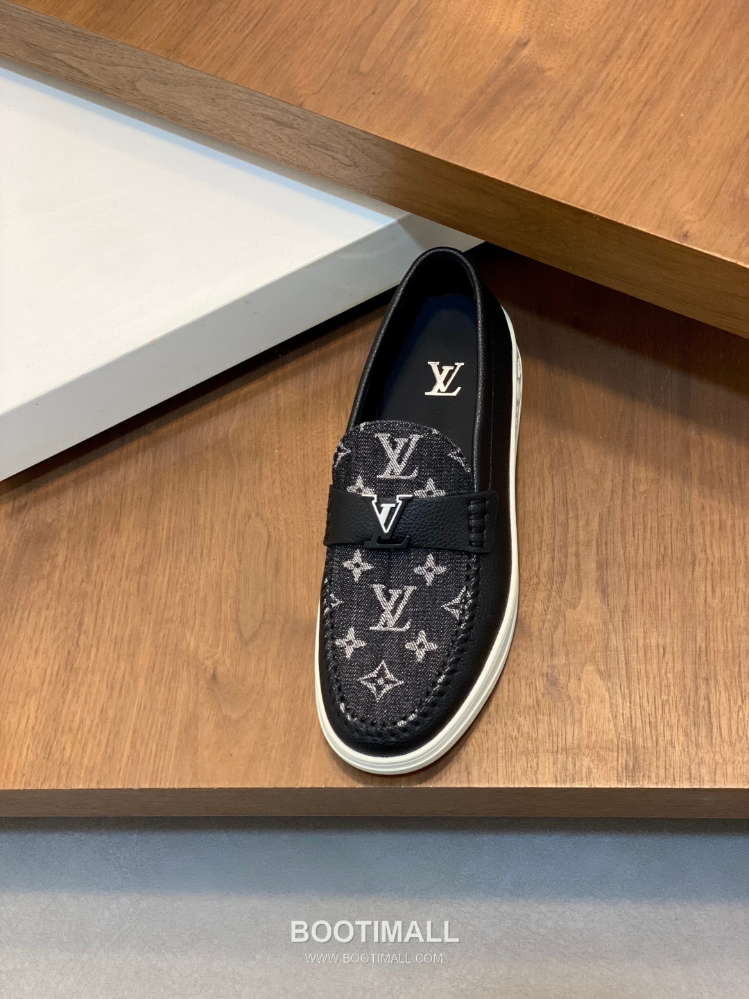 Louis Vuitton Monogram Logo Leather Mesh White Sneakers 루이비통 모노그램 로고 레더 메쉬 화이트 스니커즈 6