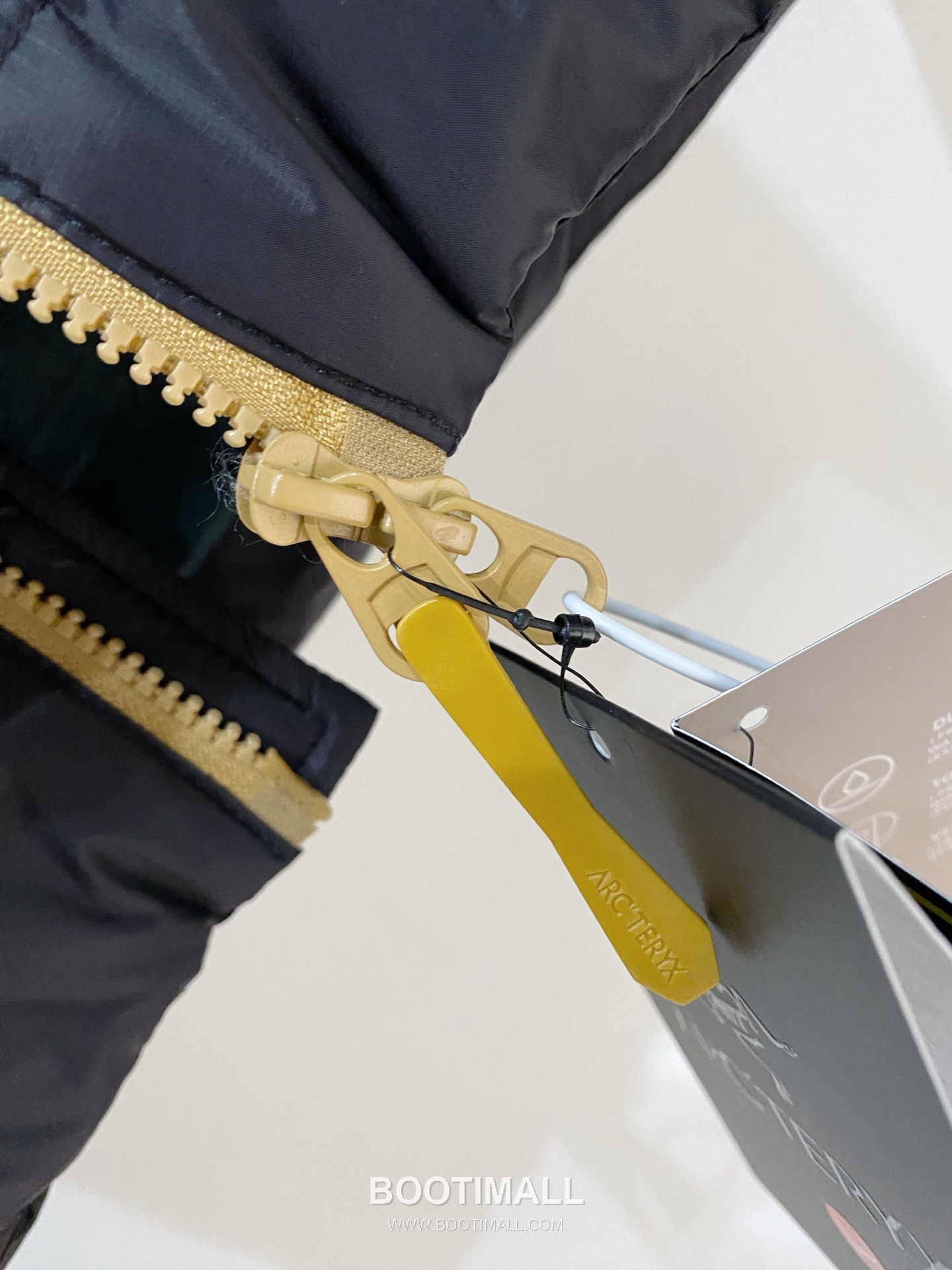 Arc'teryx Lightweight Down Jacket Black 아크테릭스 경량 다운 재킷 블랙 6