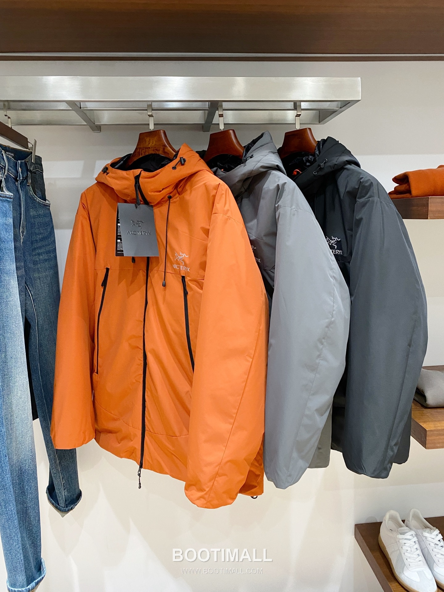 Arc'teryx Lightweight Down Jacket Black 아크테릭스 경량 다운 재킷 블랙 1