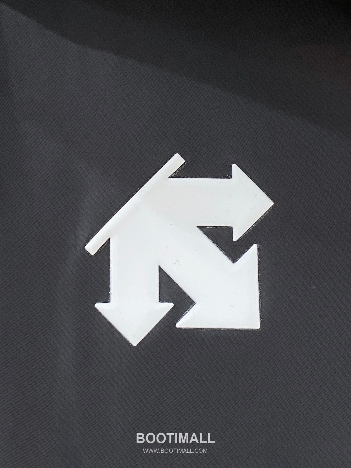 Off-White Descente Down Vest Men 디센트 다운 베스트 남성 조끼 P490 5