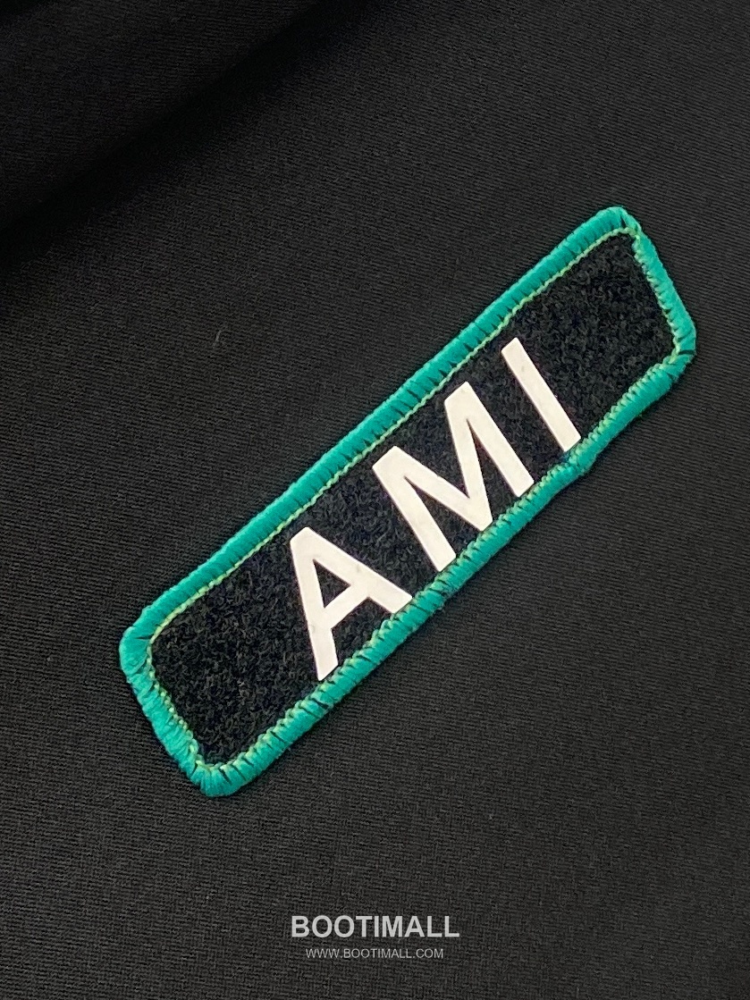 AMI Light Down Jacket Black 아미 라이트 다운 자켓 블랙 P640 8