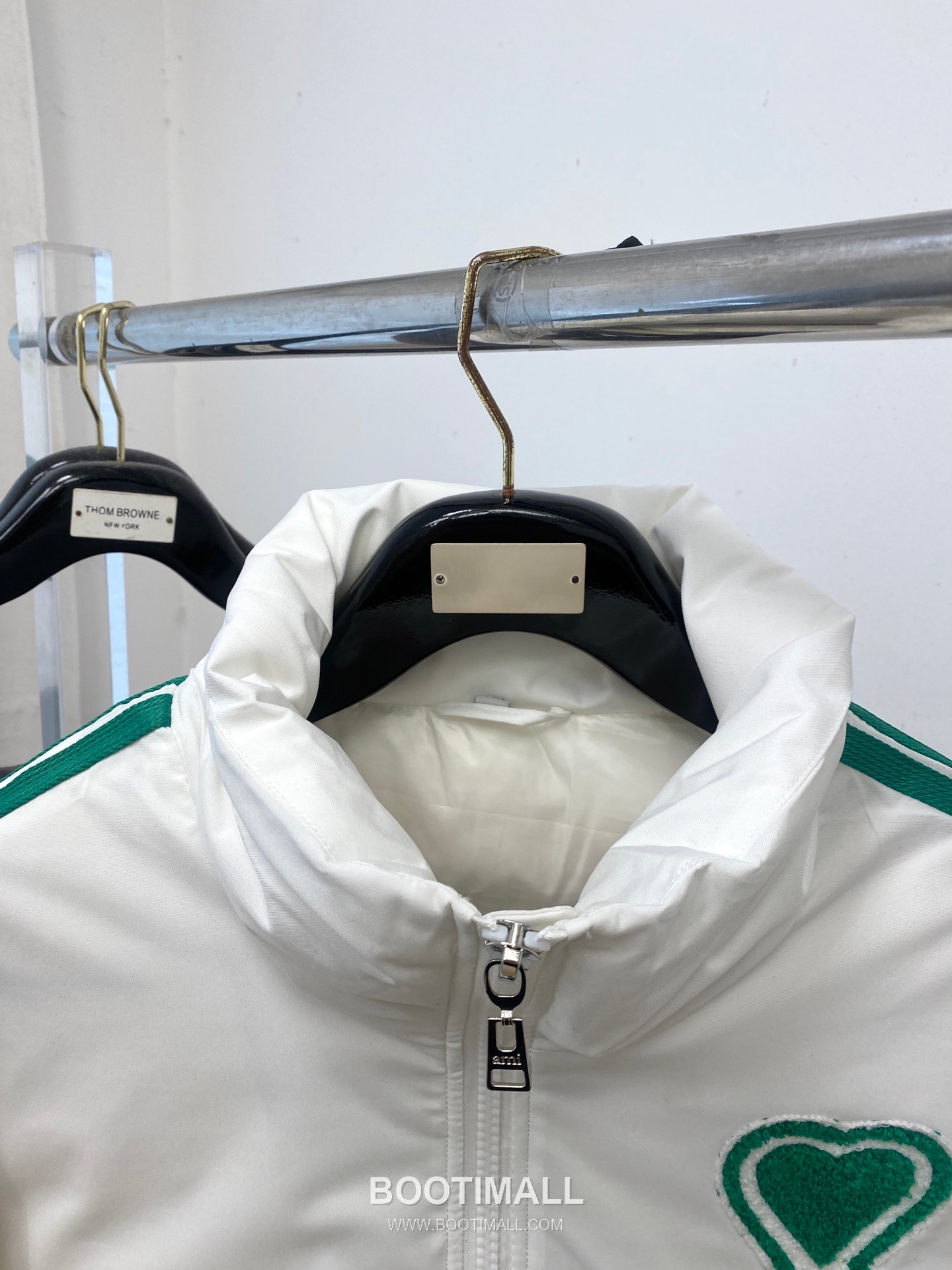 AMI Light Down Jacket Black 아미 라이트 다운 자켓 블랙 P640 2