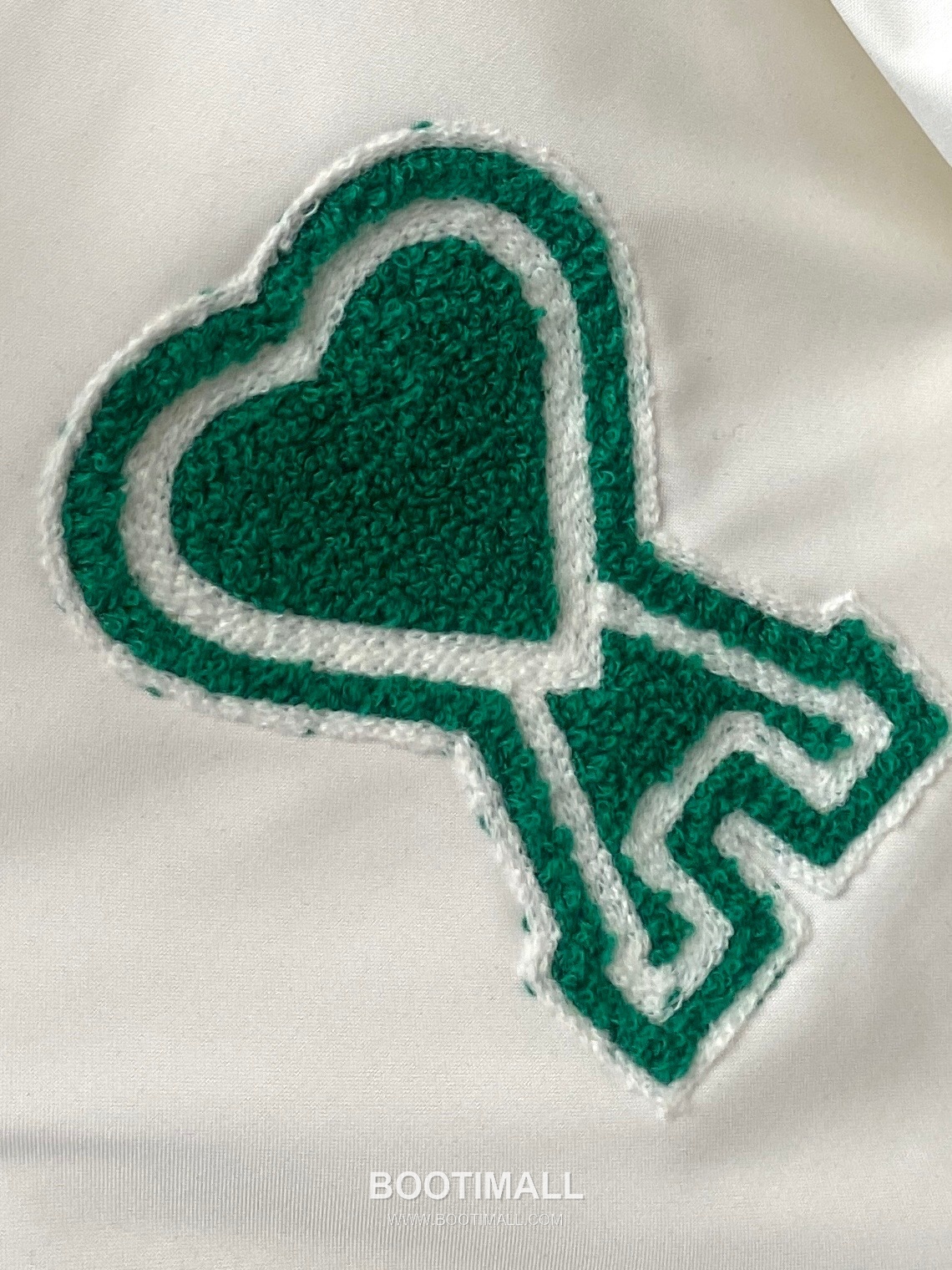 AMI Light Down Jacket Black 아미 라이트 다운 자켓 블랙 P640 4