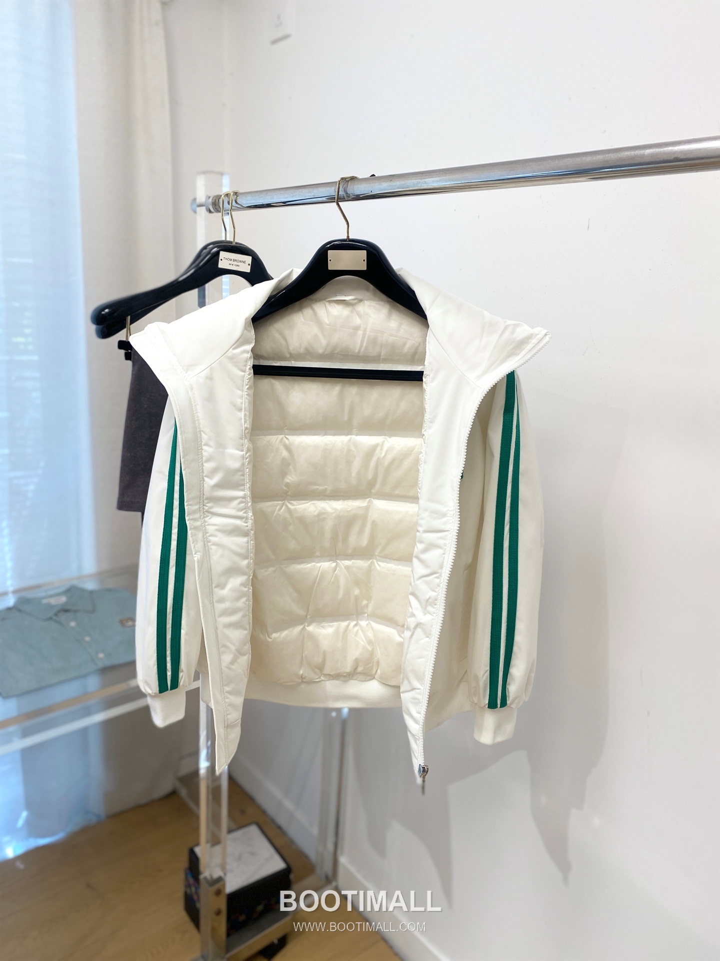 AMI Light Down Jacket Black 아미 라이트 다운 자켓 블랙 P640 5