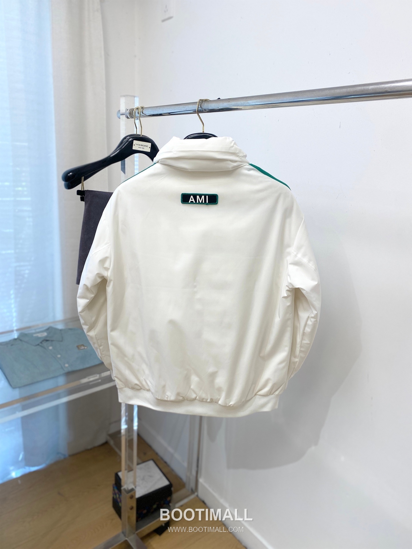 AMI Light Down Jacket Black 아미 라이트 다운 자켓 블랙 P640 9