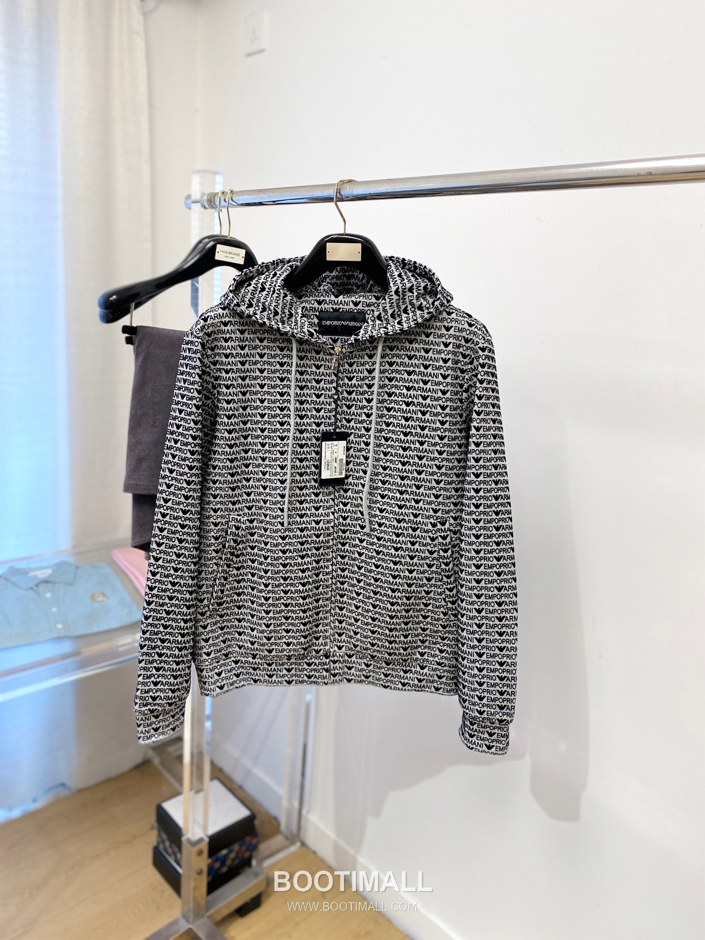 Armani Digital Logo Jacquard Jacket Black 아르마니 디지털 로고 자카드 재킷 블랙 P390 1