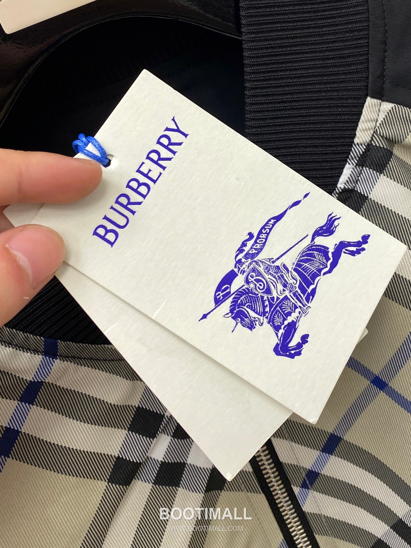 Burberry Reversible Logo Jacket Navy Beige 버버리 리버서블 로고 자켓 네이비 베이지 P400 4