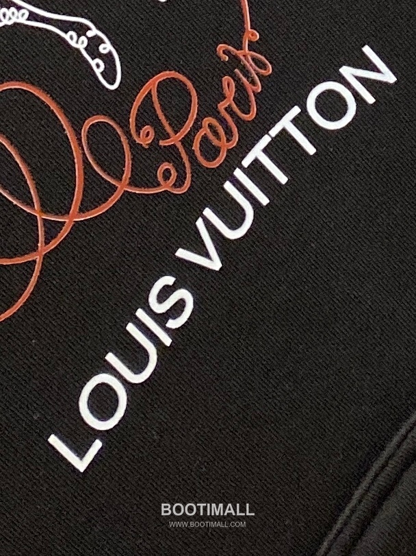 Louis Vuitton Logo Print Fleece-Lined Cotton Sweatshirt Black 루이비통 로고 프린트 기모 안감 코튼 스웨트셔츠 블랙 6