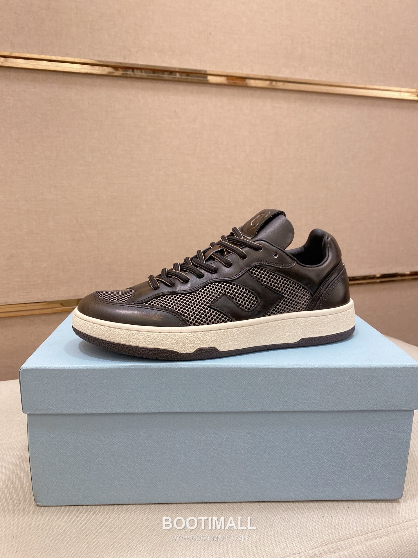 Lanvin Trainer Leather Suede Textile Colorblock Sneakers 랑방 트레이너 레더 스웨이드 텍스타일 컬러블록 스니커즈 1