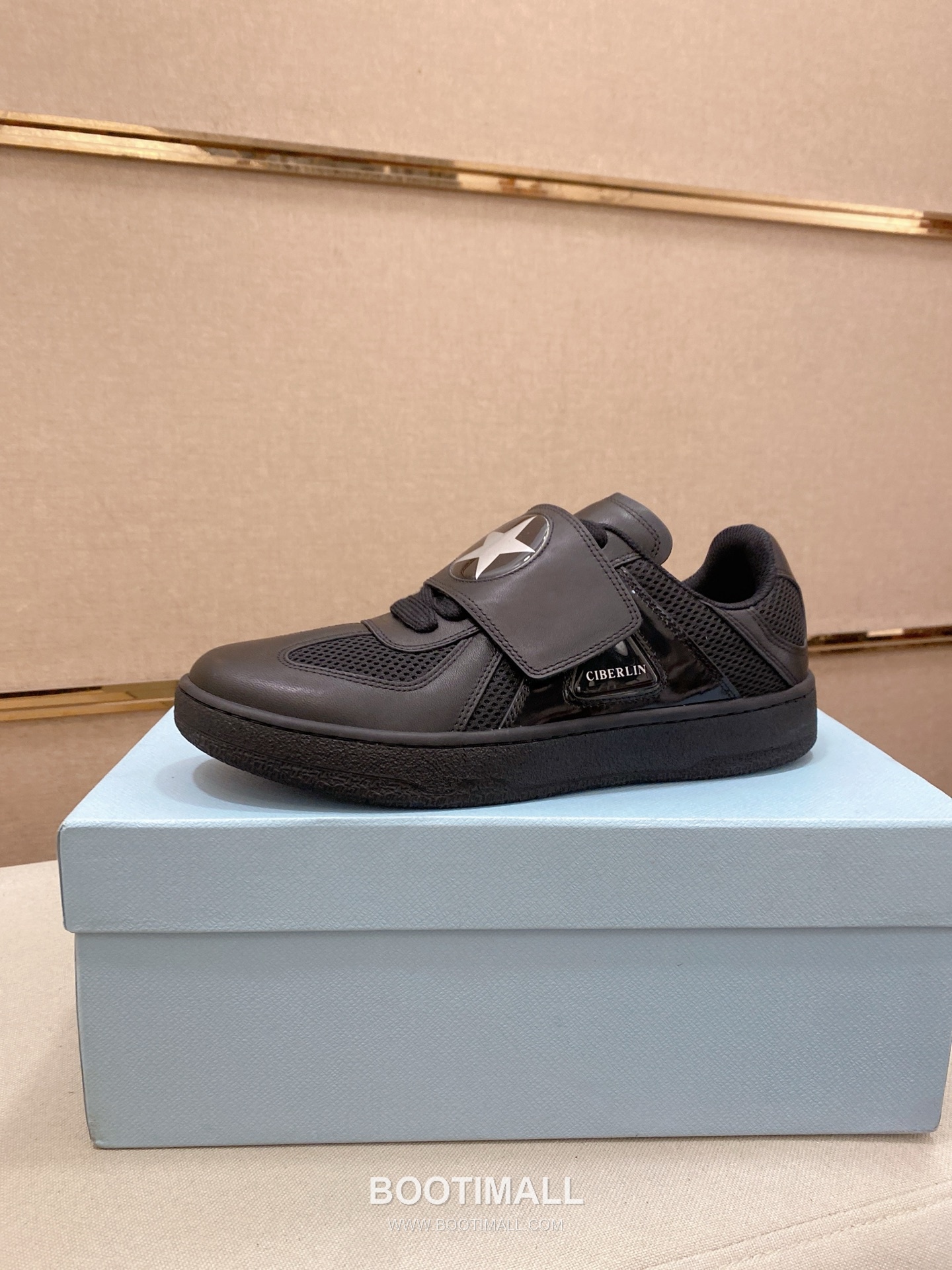 Lanvin Curb Sneakers Limited Edition Suede Leather Textile Trainer 랑방 커브 스니커즈 리미티드 에디션 스웨이드 레더 텍스타일 트레이너 1