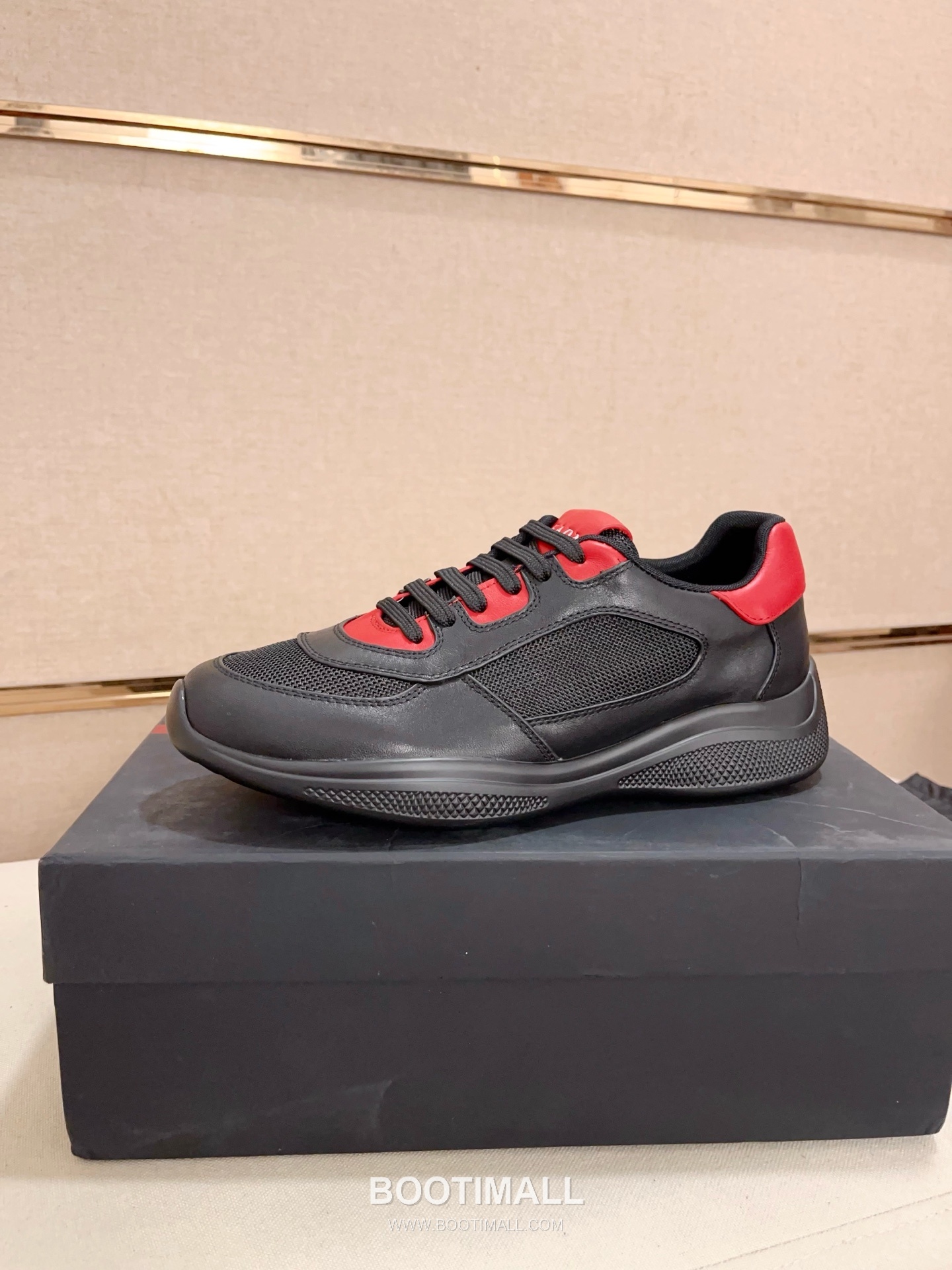 Prada Tech Fabric Drip Glue Process Leather Lined Rubber Sole Sneakers 프라다 테크 패브릭 드립 글루 공법 레더 라이닝 러버 솔 스니커즈 1