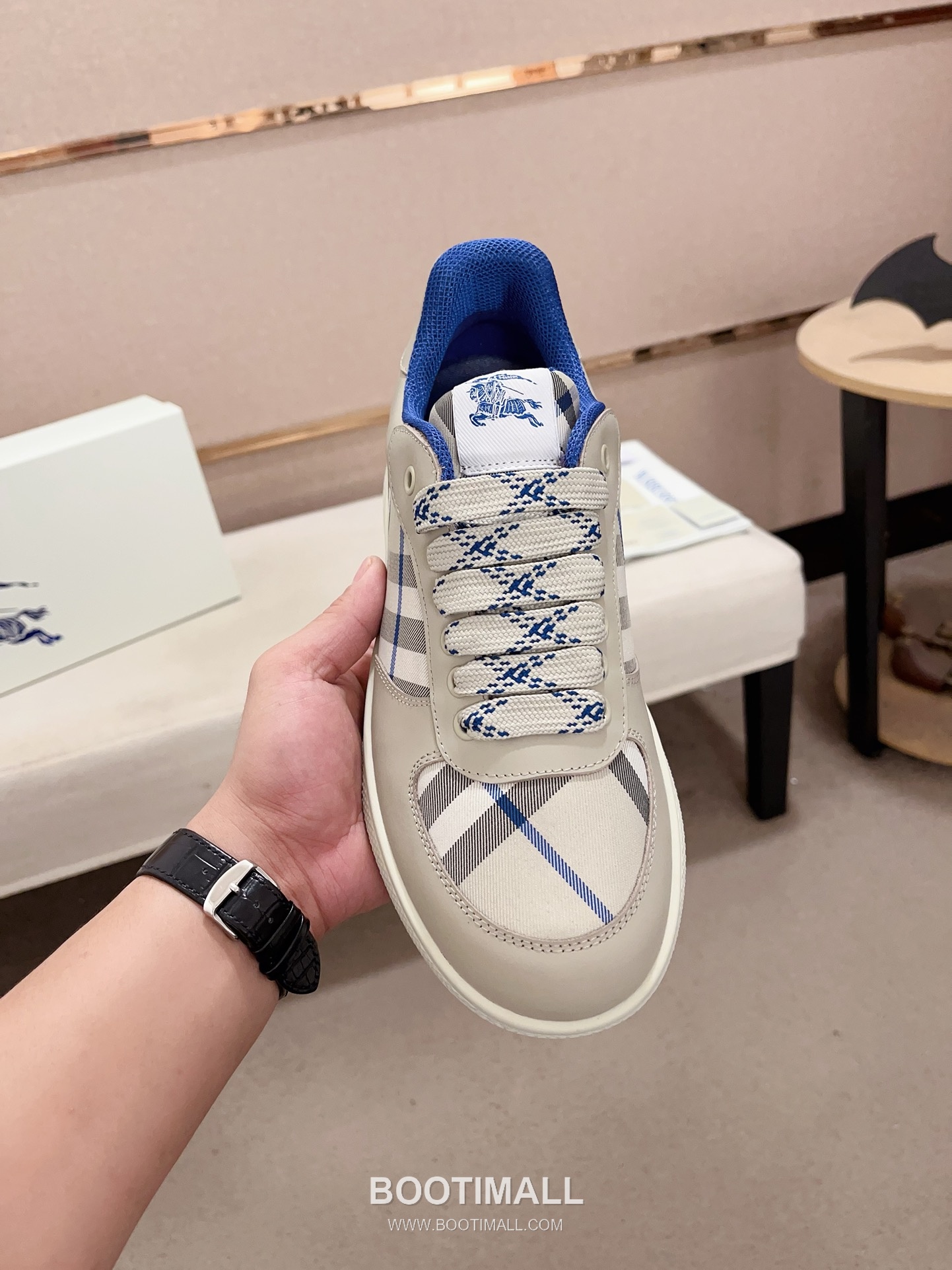 Burberry Vintage Check Cotton Calfskin Leather Low-Top Sneakers 버버리 빈티지 체크 코튼 송아지 가죽 로우탑 스니커즈 2