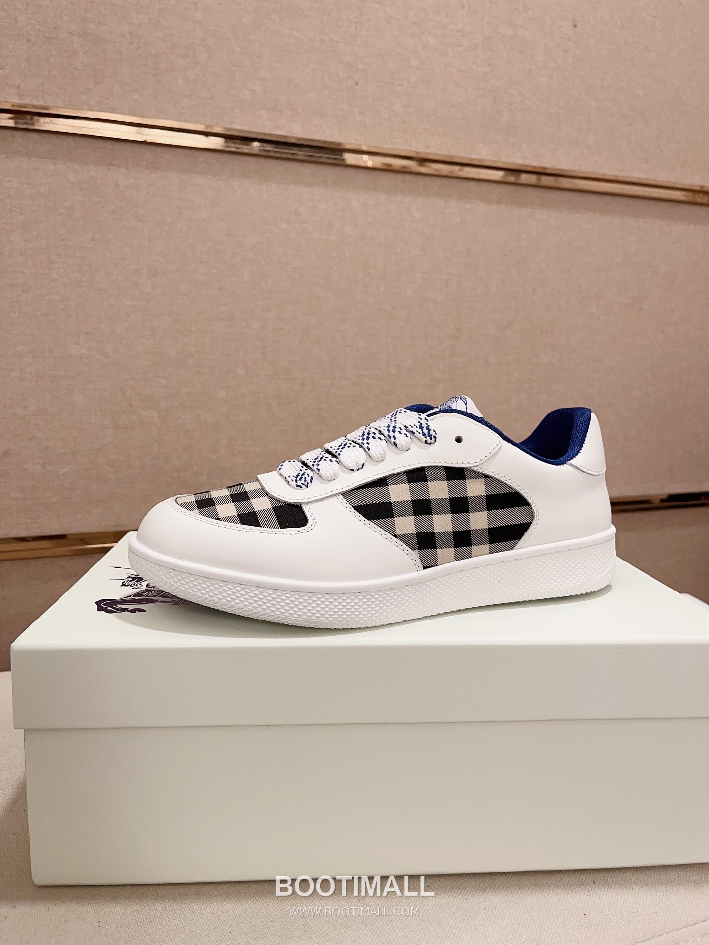 Burberry Vintage Check Cotton Calfskin Leather Low-Top Sneakers 버버리 빈티지 체크 코튼 송아지 가죽 로우탑 스니커즈 1