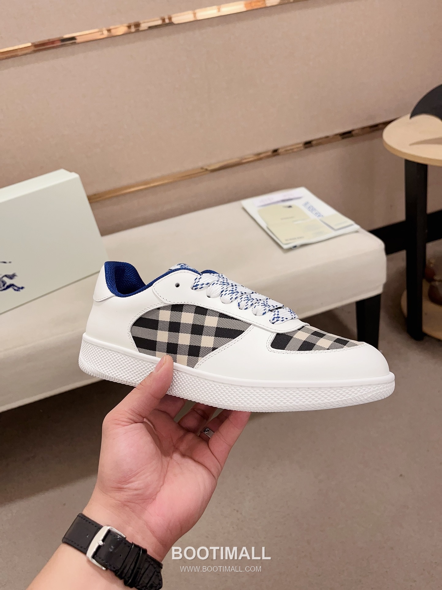 Burberry Vintage Check Cotton Calfskin Leather Low-Top Sneakers 버버리 빈티지 체크 코튼 송아지 가죽 로우탑 스니커즈 4