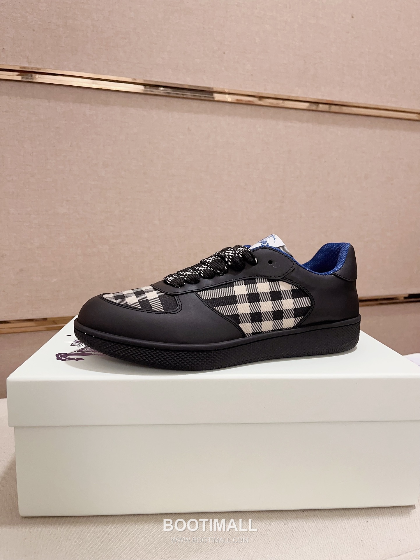 Burberry Vintage Check Cotton Calfskin Leather Low-Top Sneakers 버버리 빈티지 체크 코튼 송아지 가죽 로우탑 스니커즈 1