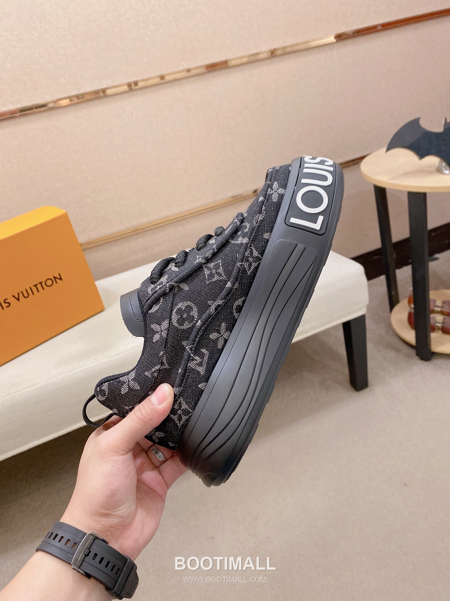 Louis Vuitton Leather Sneakers 루이비통 레더 스니커즈 5