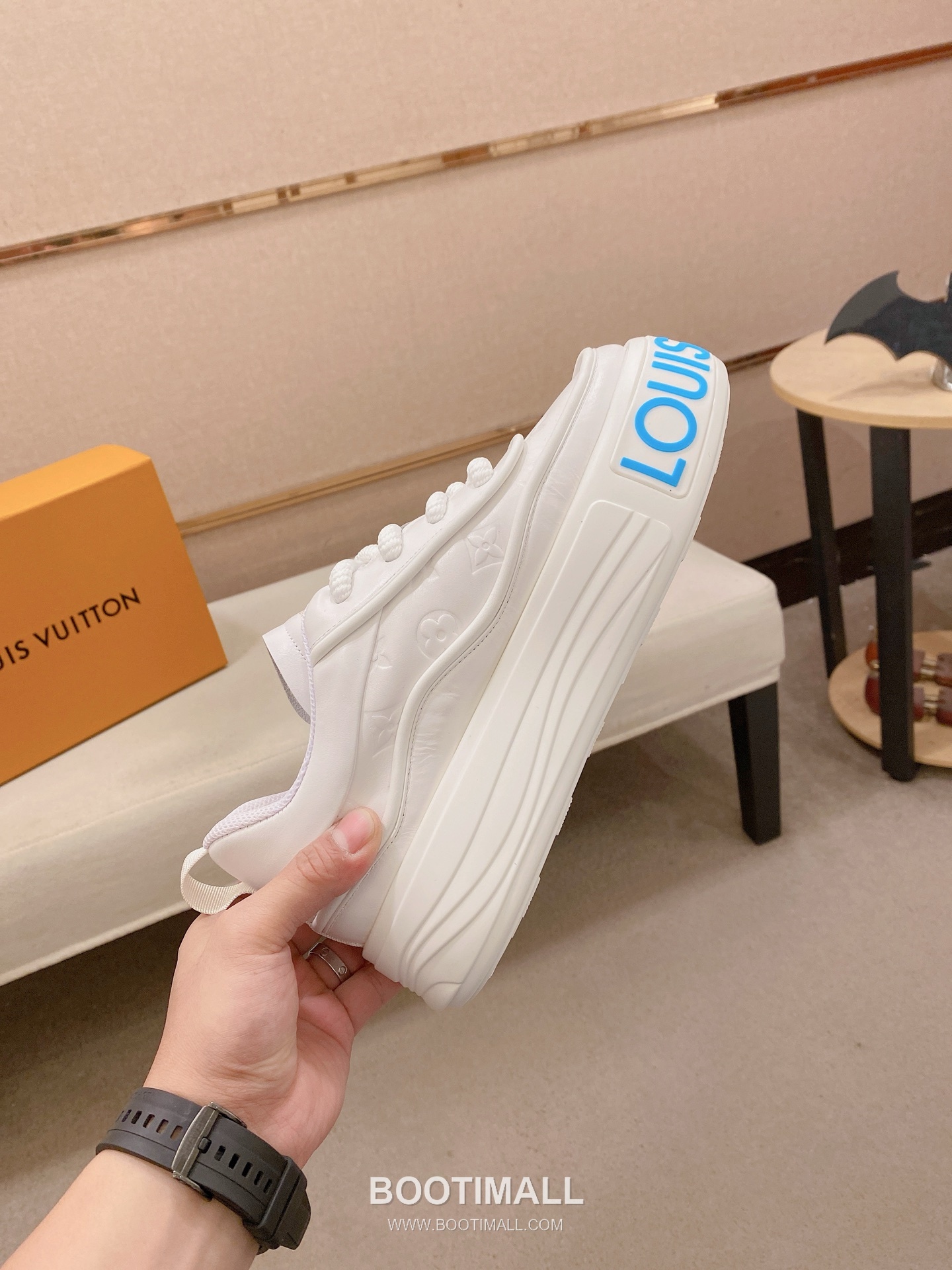 Louis Vuitton Leather Sneakers 루이비통 레더 스니커즈 5