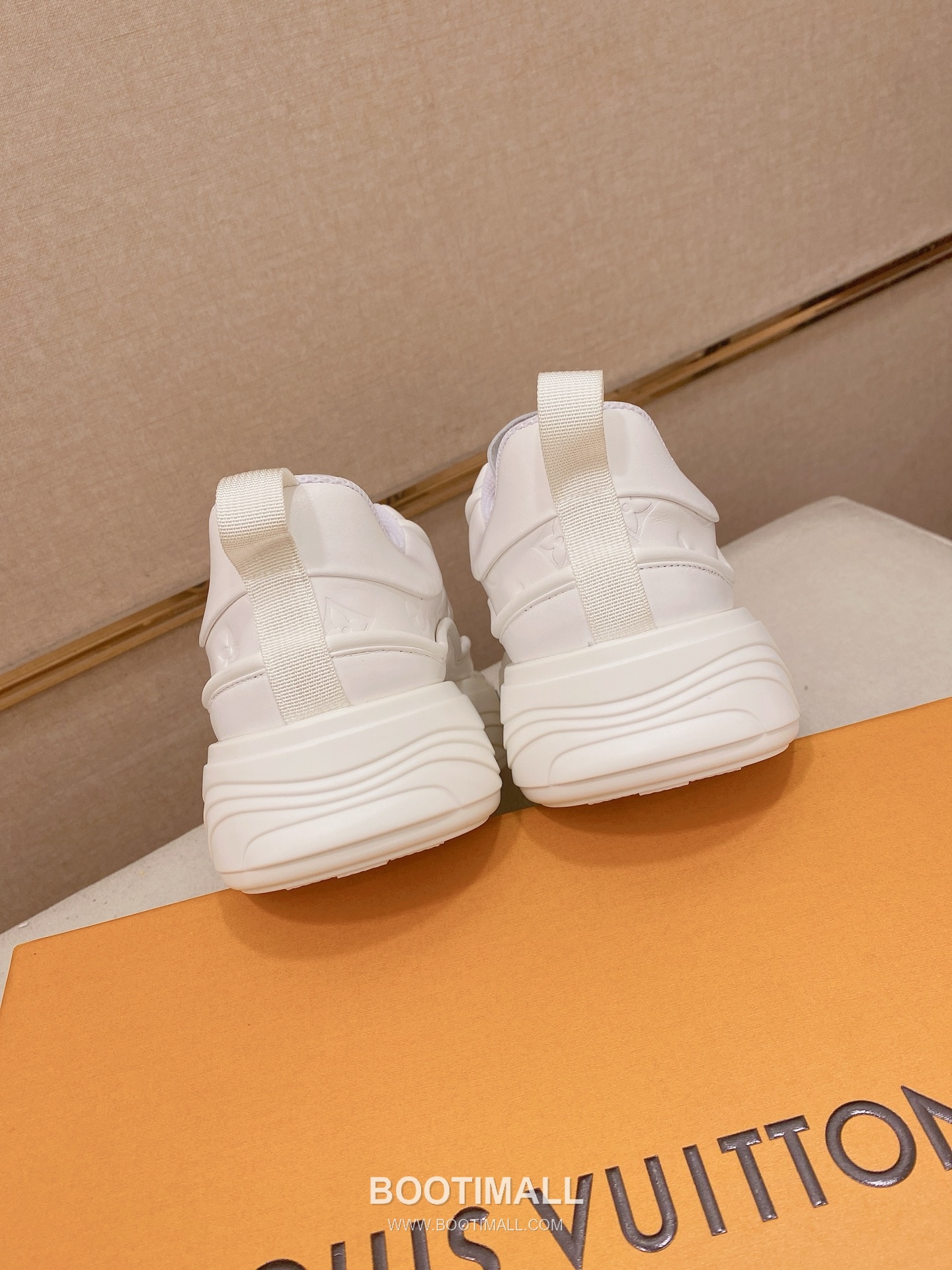 Louis Vuitton Leather Sneakers 루이비통 레더 스니커즈 8