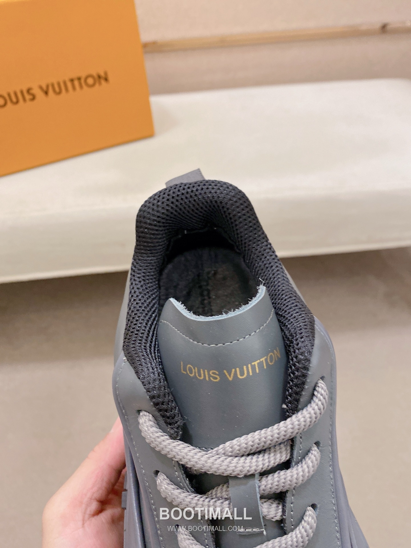 Louis Vuitton Leather Sneakers 루이비통 레더 스니커즈 6