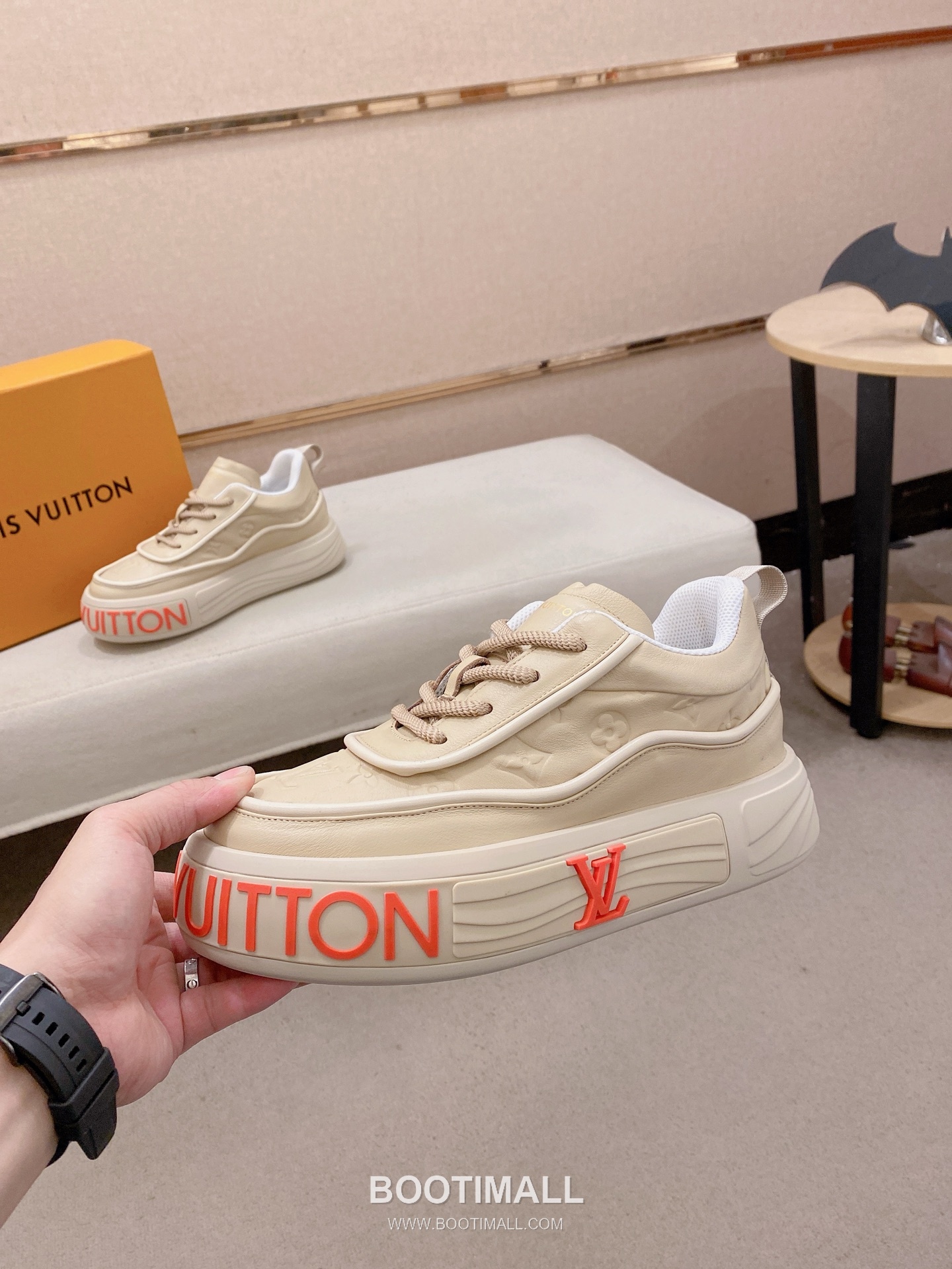 Louis Vuitton Leather Sneakers 루이비통 레더 스니커즈 3