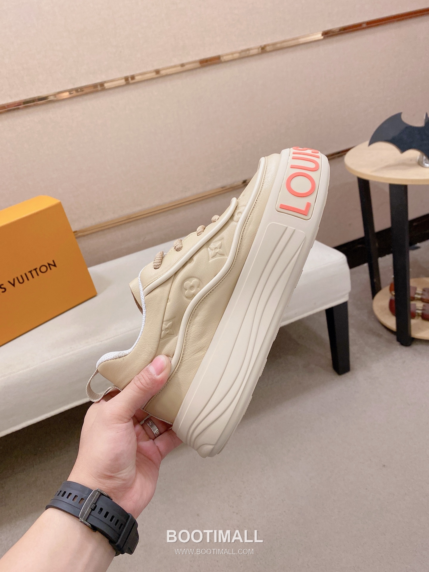 Louis Vuitton Leather Sneakers 루이비통 레더 스니커즈 5