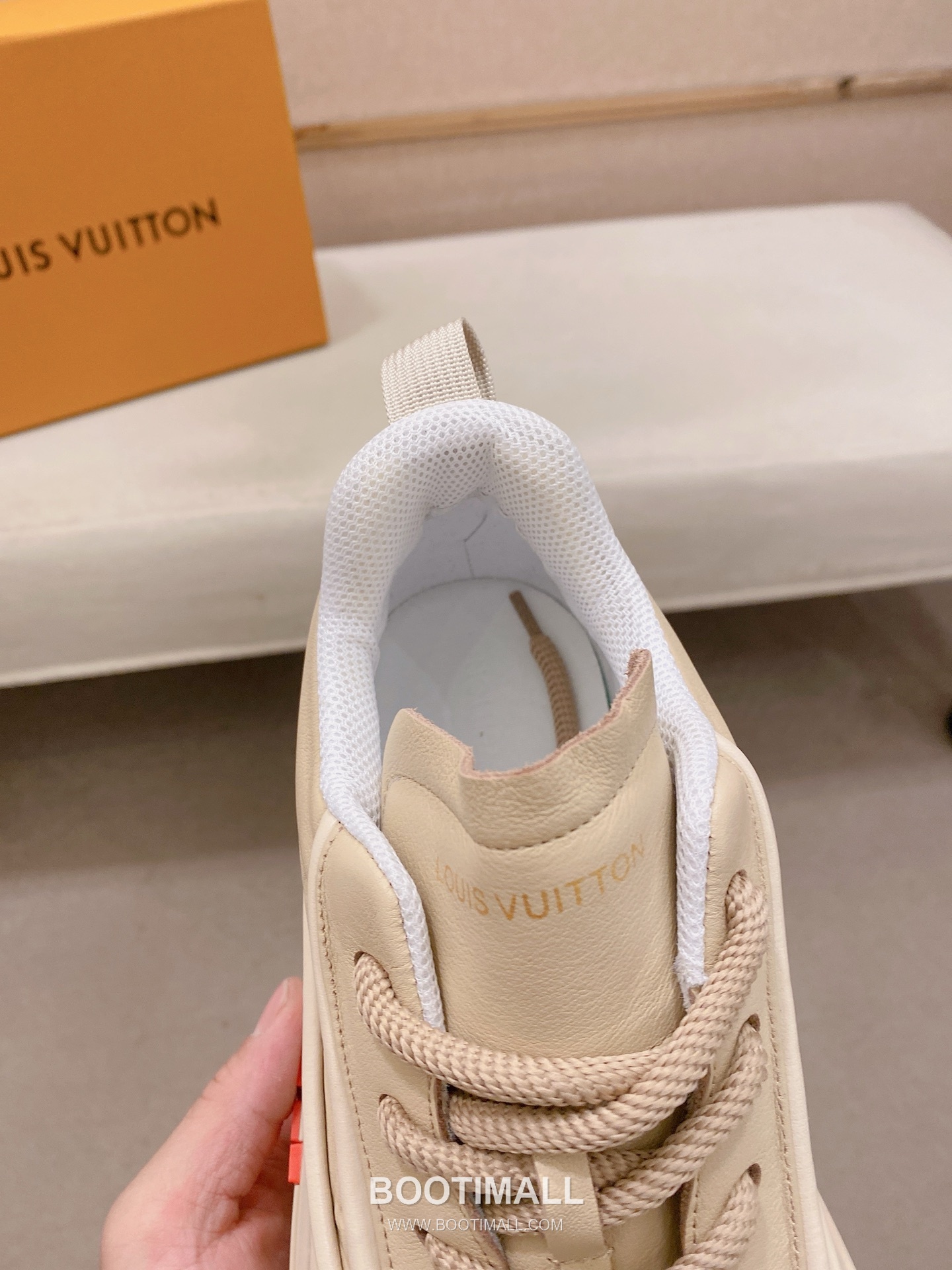 Louis Vuitton Leather Sneakers 루이비통 레더 스니커즈 6