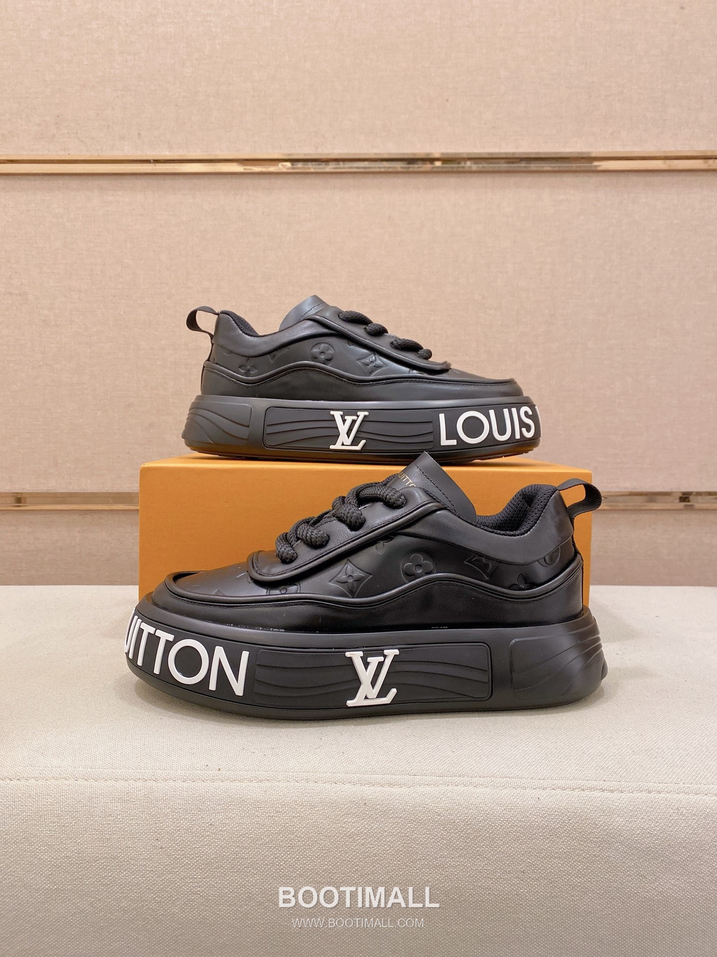 Louis Vuitton Leather Sneakers 루이비통 레더 스니커즈 7