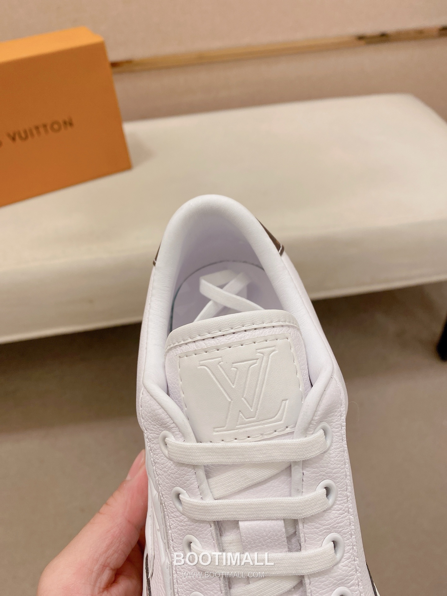 Louis Vuitton Leather Lace-up Sneakers 루이비톤 레더 레이스업 스니커즈 6