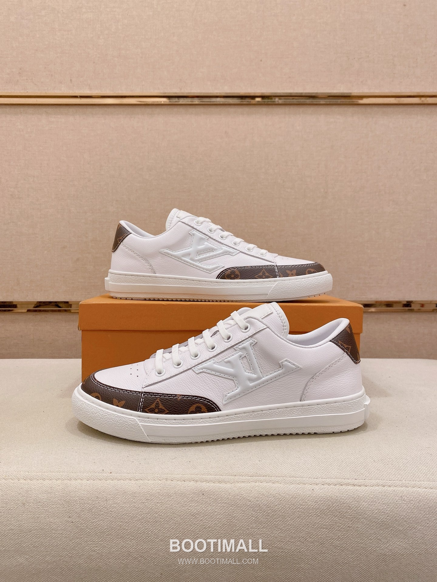 Louis Vuitton Leather Lace-up Sneakers 루이비톤 레더 레이스업 스니커즈 7