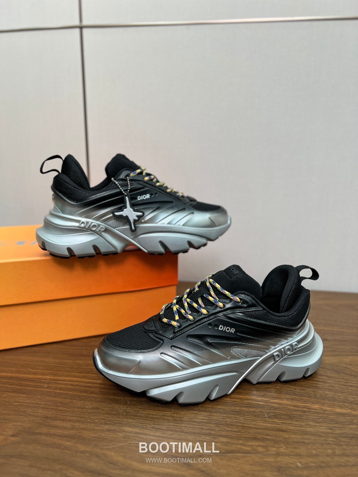 Dior Lewis Hamilton x Dior B44 Blade Gradient Mesh Leather Black Silver Sneakers 디올 루이스 해밀턴 x 디올 B44 블레이드 그라디언트 메쉬 레더 블랙 실버 스니커즈 3