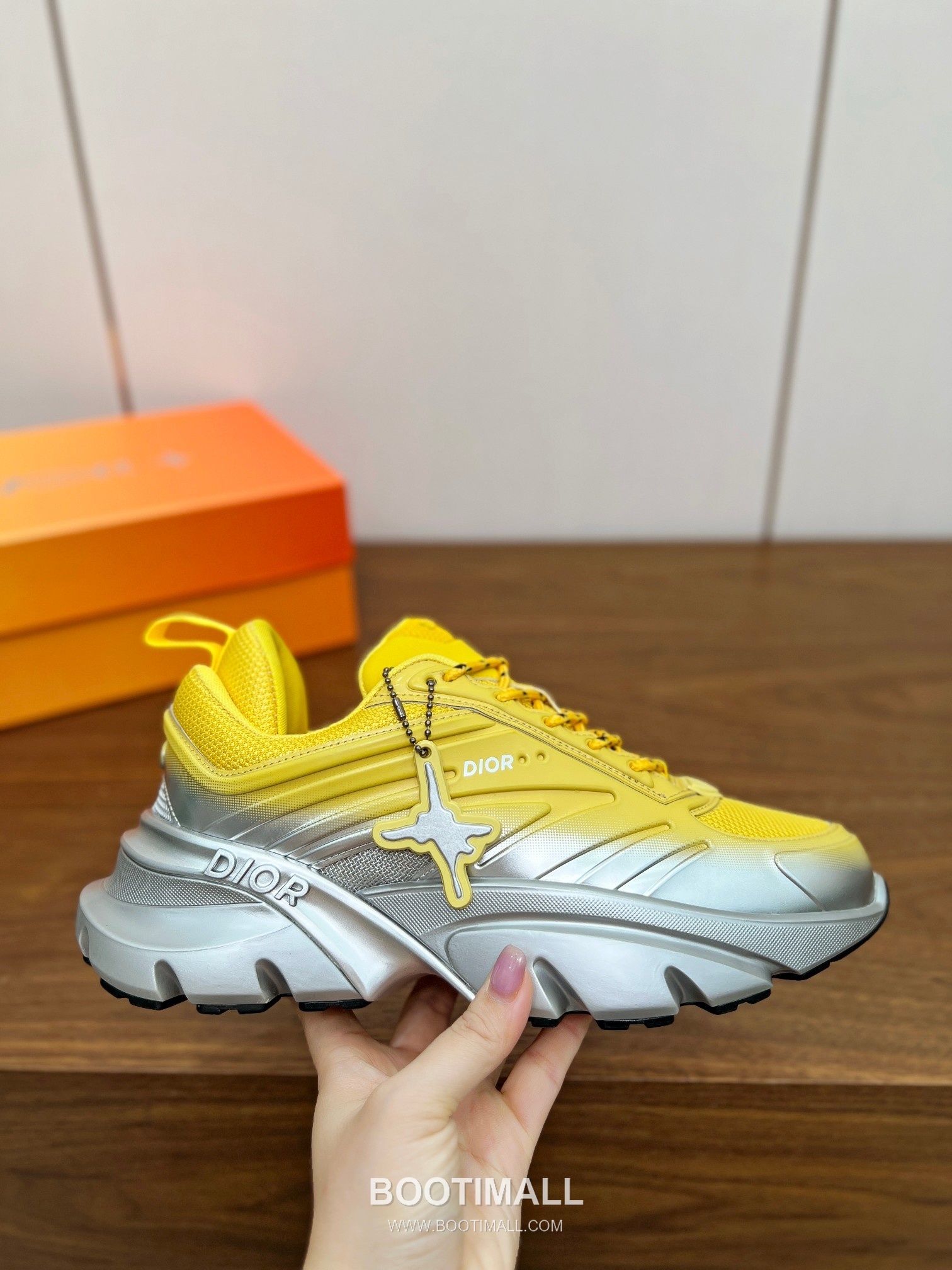 Dior Lewis Hamilton x Dior B44 Blade Gradient Mesh Leather Black Silver Sneakers 디올 루이스 해밀턴 x 디올 B44 블레이드 그라디언트 메쉬 레더 블랙 실버 스니커즈 1