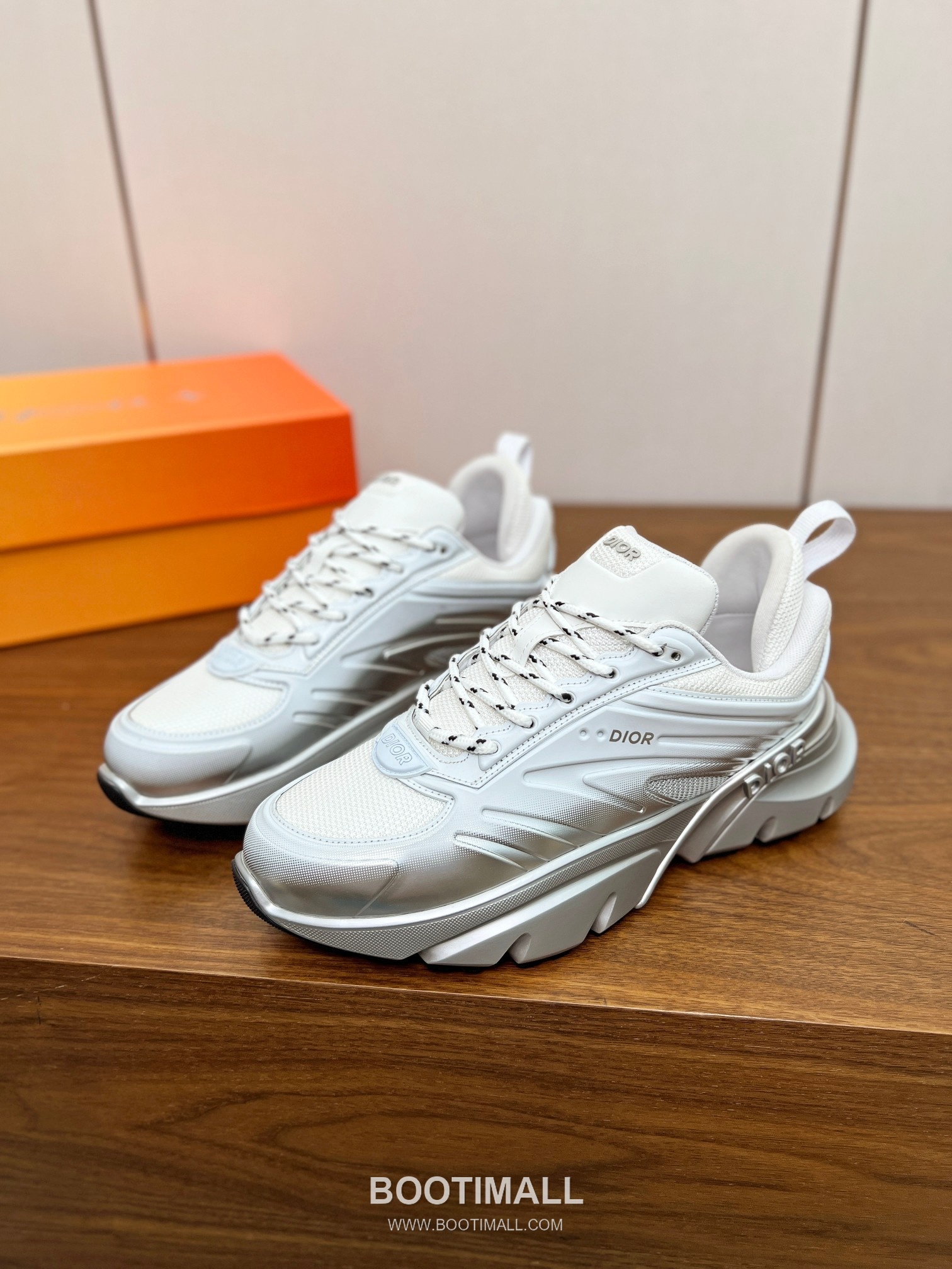 Dior Lewis Hamilton x Dior B44 Blade Gradient Mesh Leather Black Silver Sneakers 디올 루이스 해밀턴 x 디올 B44 블레이드 그라디언트 메쉬 레더 블랙 실버 스니커즈 3