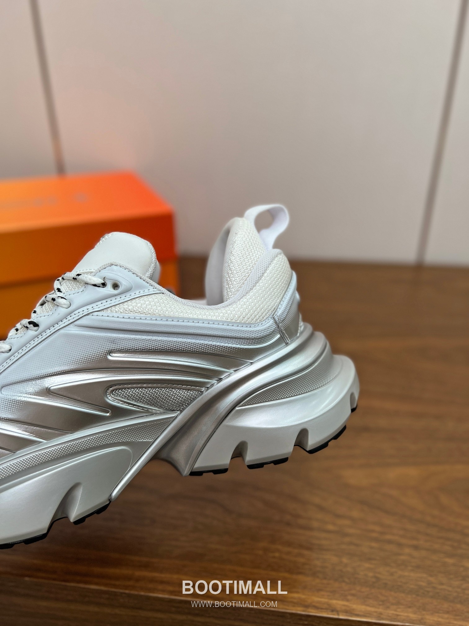 Dior Lewis Hamilton x Dior B44 Blade Gradient Mesh Leather Black Silver Sneakers 디올 루이스 해밀턴 x 디올 B44 블레이드 그라디언트 메쉬 레더 블랙 실버 스니커즈 4